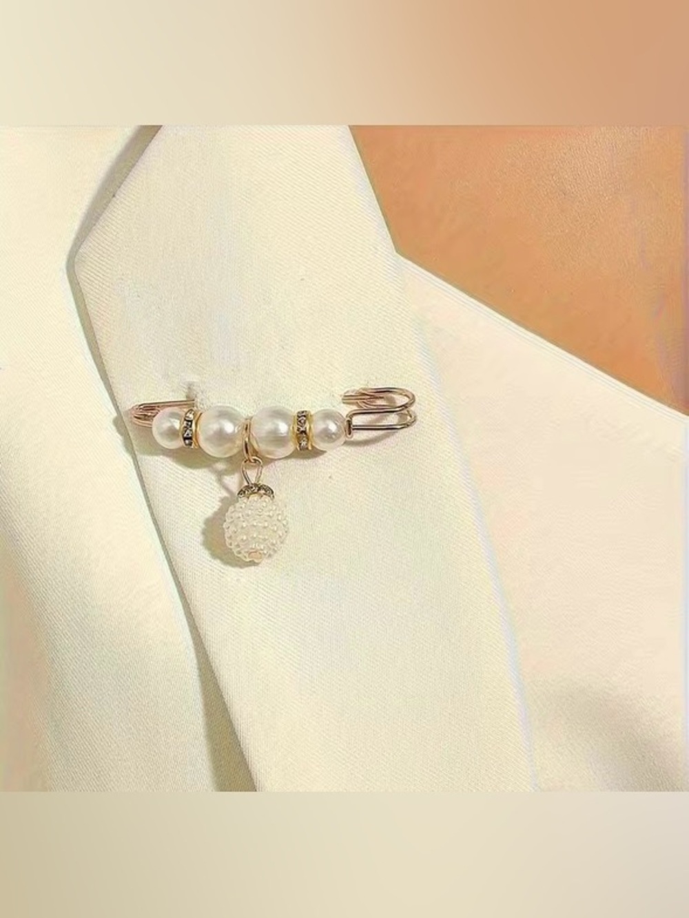 Gold Brooch Beaded Faux Pearl Safety Pin with Accents (Pack of 2)